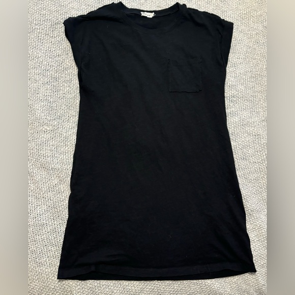 Amaryllis Thalia T-Shirt Dress - Picture 4 of 5